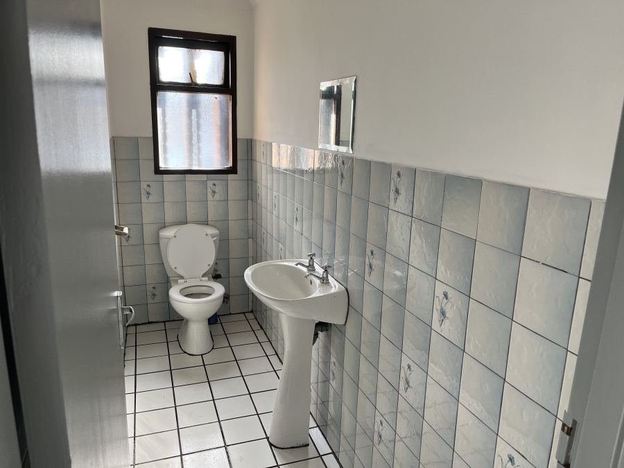 To Let commercial Property for Rent in Montague Gardens Western Cape